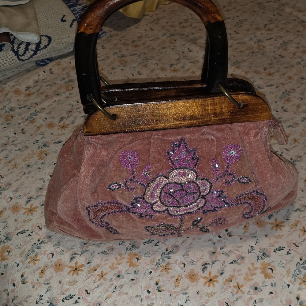 Embroidered Pink Handbag